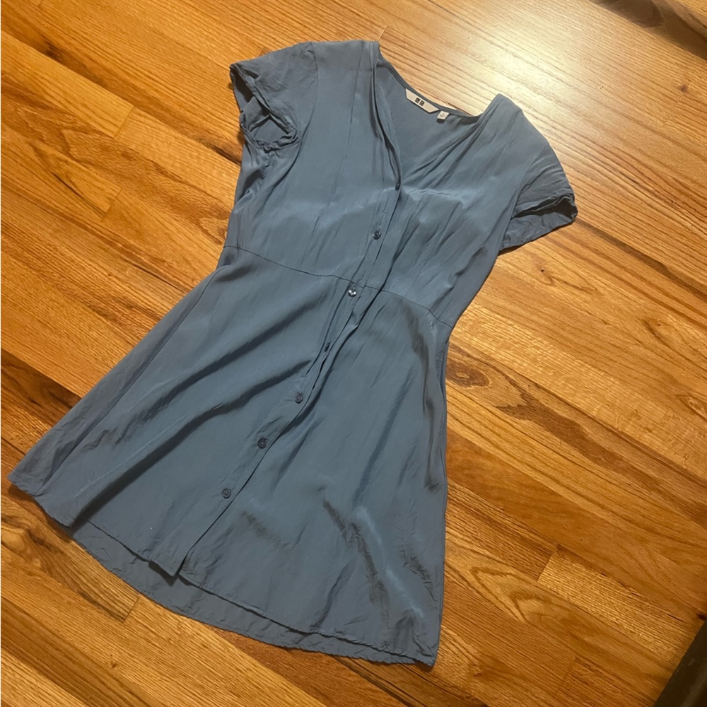 uniqlo button up dress